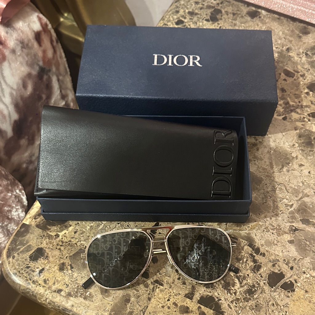 Dior Black Aviator Sunglasses With Case